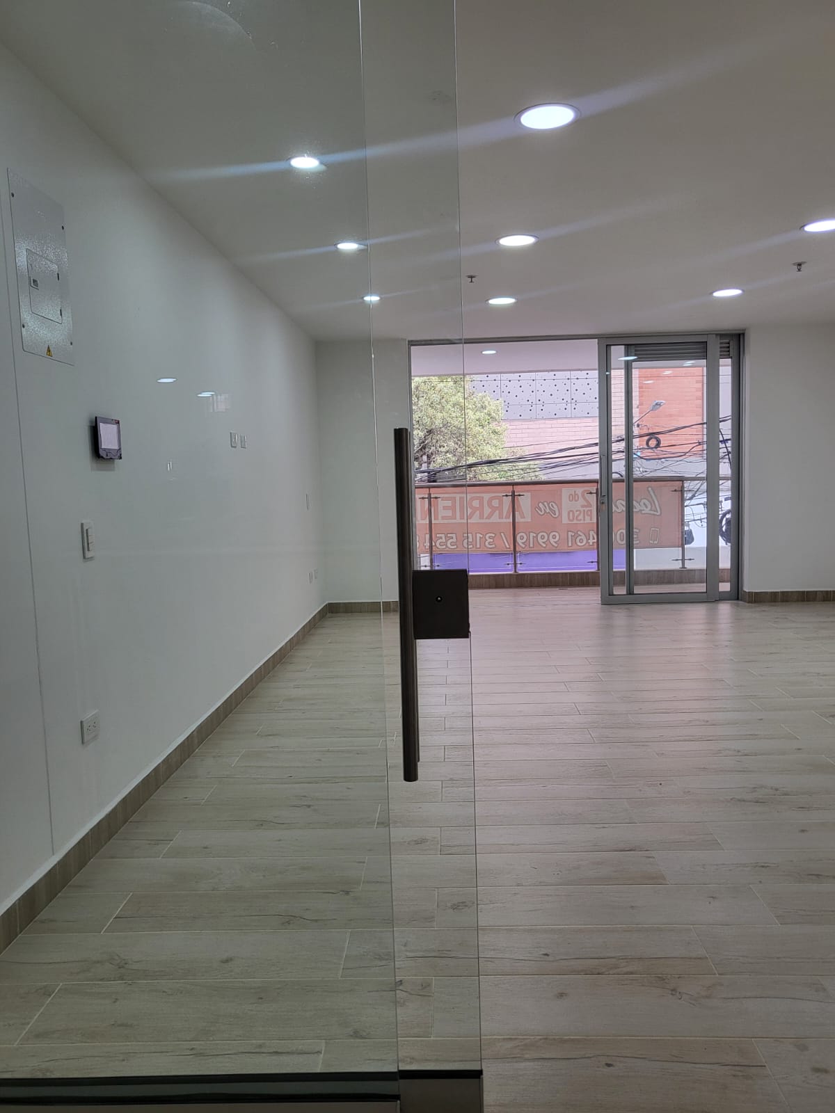 Local Comercial en Arriendo 85 m² Edificio Torre Praga Sabaneta – Antioquia