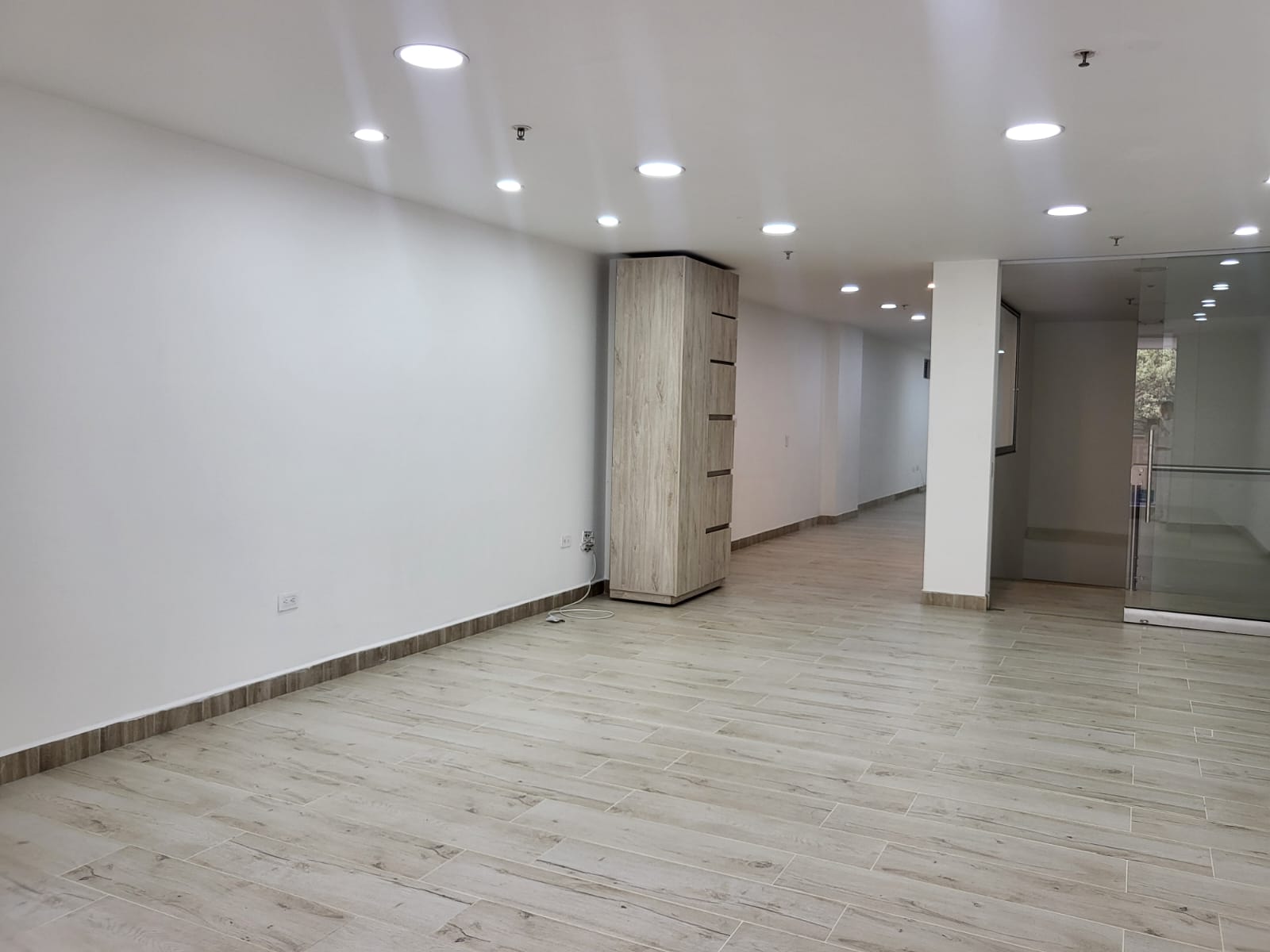 Local Comercial en Arriendo 85 m² Edificio Torre Praga Sabaneta – Antioquia