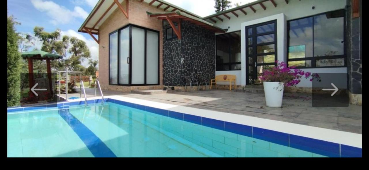 Casa Campestre en Venta 250 m² construidos en Marinilla – Antioquia