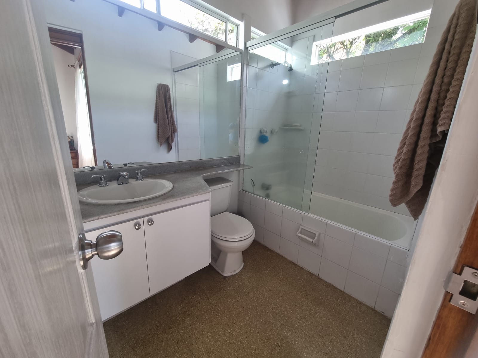 Casa en Venta 223m² Urbanización Villa Verde 2 Belén Loma de los Bernal – Medellín, Antioquia