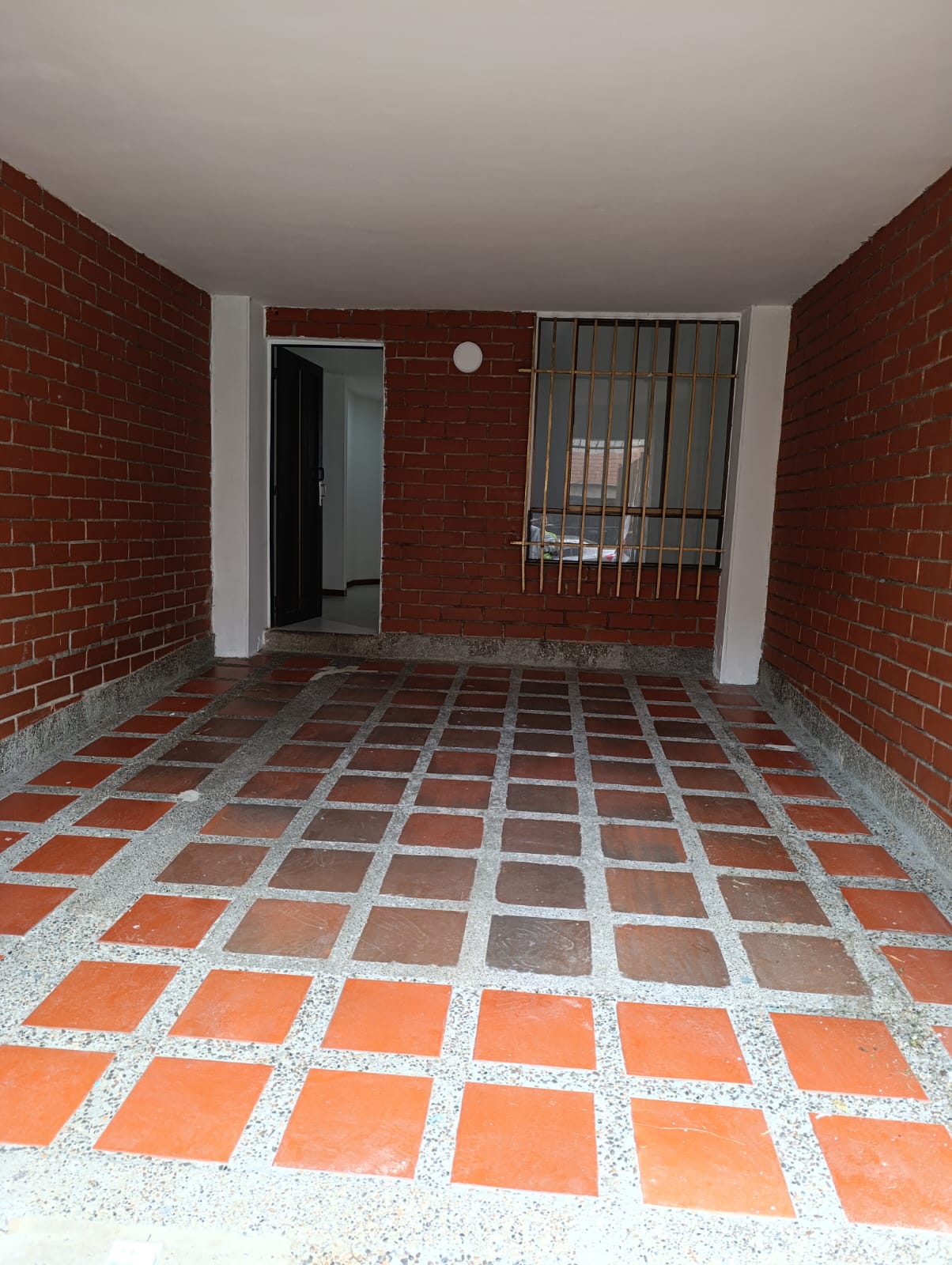 Casa en Arriendo Envigado 150 m² – Barrio El Dorado (3 Niveles)