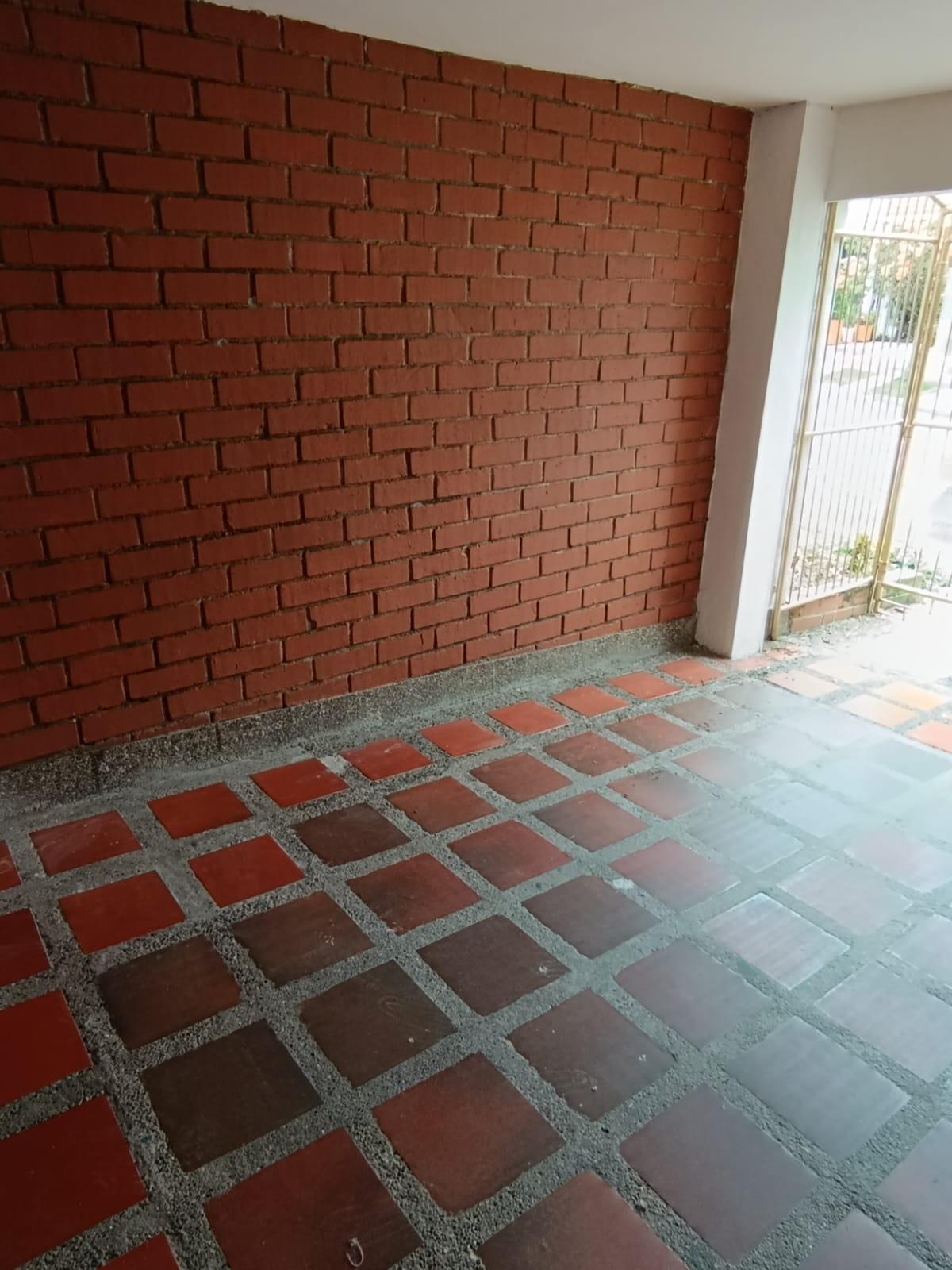 Casa en Arriendo Envigado 150 m² – Barrio El Dorado (3 Niveles)