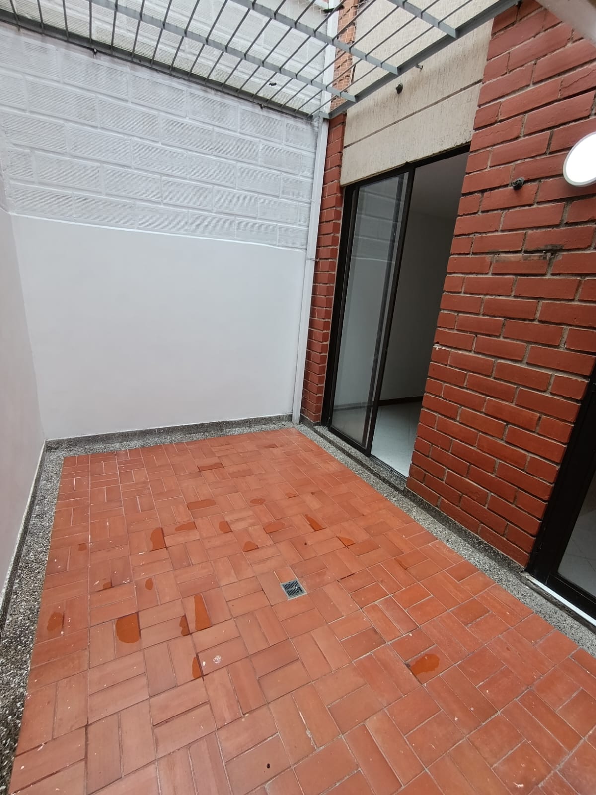 Casa en Arriendo Envigado 150 m² – Barrio El Dorado (3 Niveles)