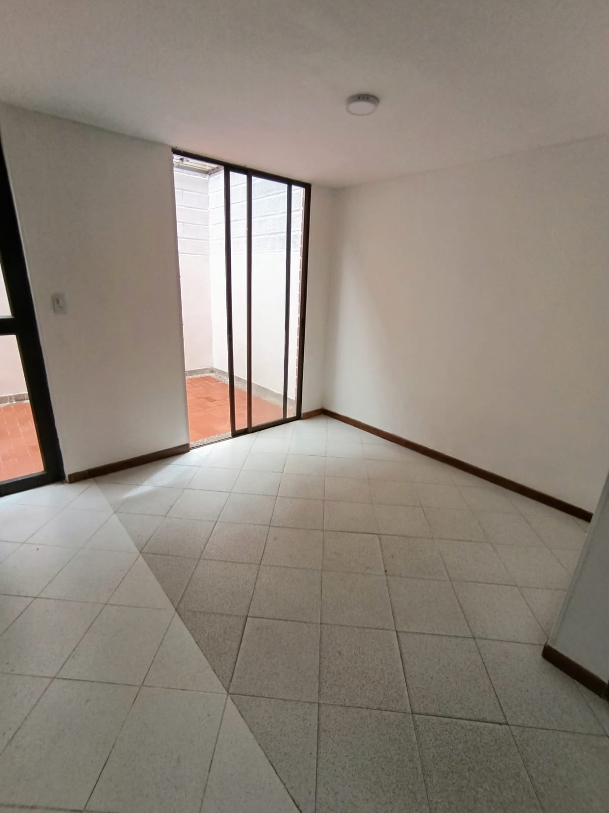 Casa en Arriendo Envigado 150 m² – Barrio El Dorado (3 Niveles)