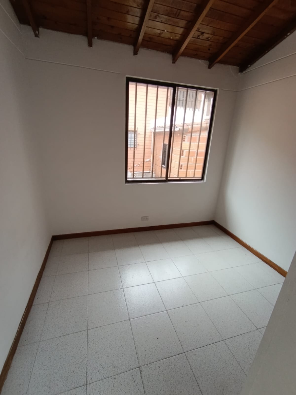 Casa en Arriendo Envigado 150 m² – Barrio El Dorado (3 Niveles)
