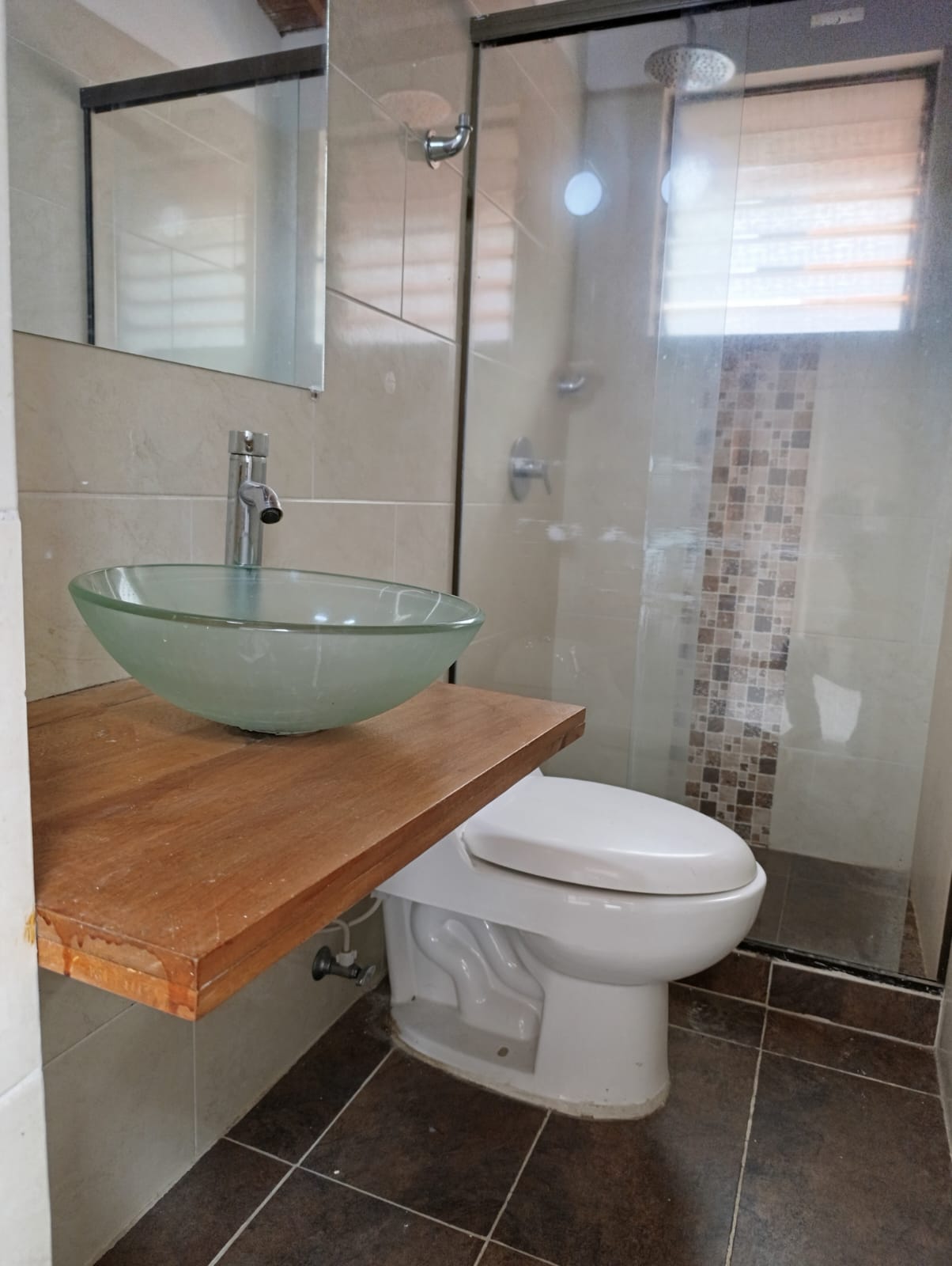 Casa en Arriendo Envigado 150 m² – Barrio El Dorado (3 Niveles)