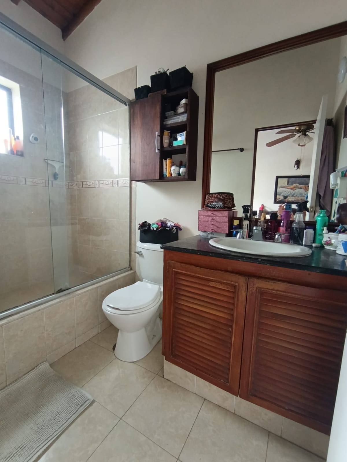 Casa en Venta 130 m² Unidad el Yerbal Envigado – Antioquia