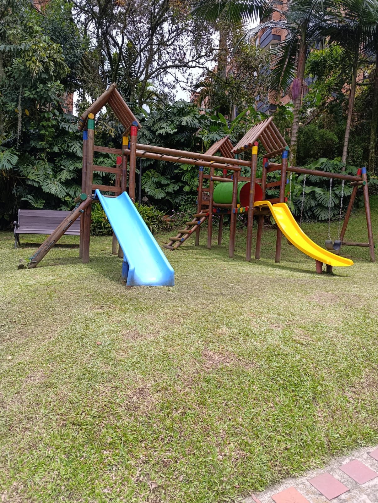 Casa en Venta 130 m² Unidad el Yerbal Envigado – Antioquia