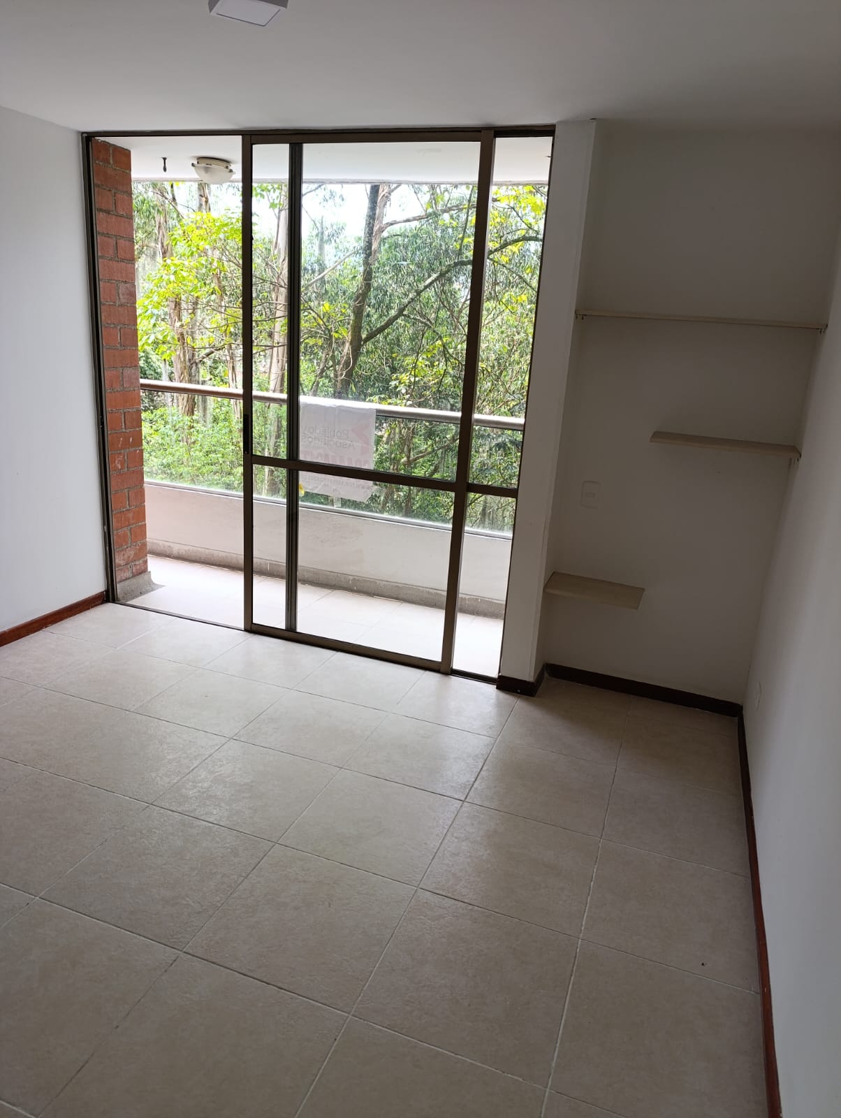 Apartamento en Arriendo 70 m² Arboleda de las Brujas Envigado – Antioquia