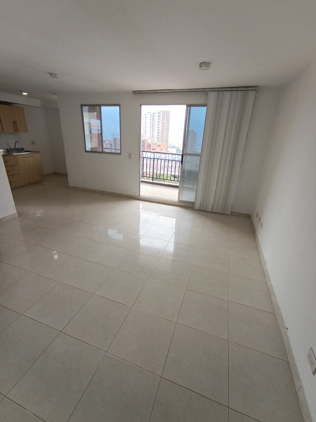 Apartamento 2001 en Arriendo 74 m² Manantiales de Suramérica Medellín – Antioquia