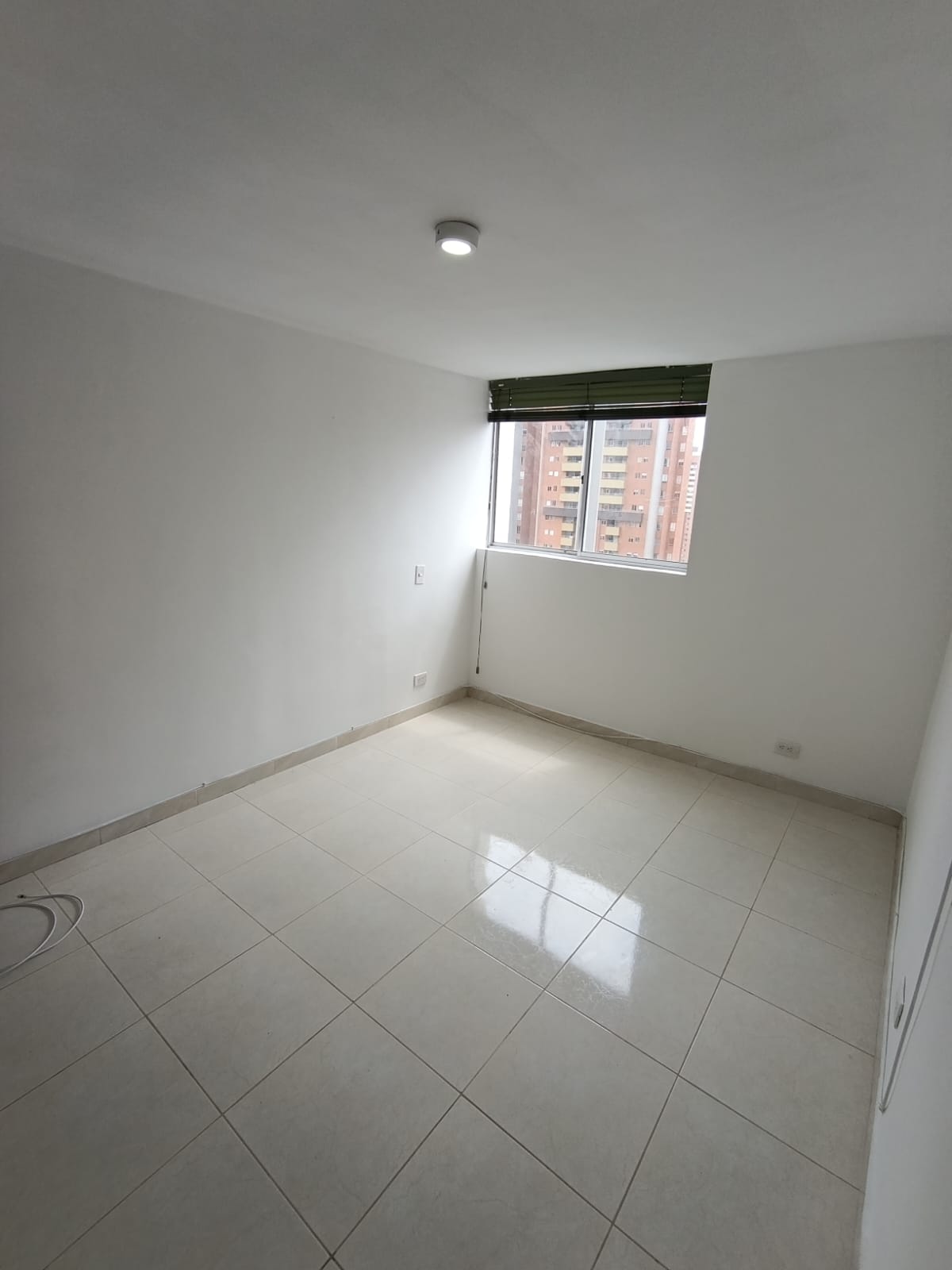 Apartamento 2001 en Arriendo 74 m² Manantiales de Suramérica Medellín – Antioquia