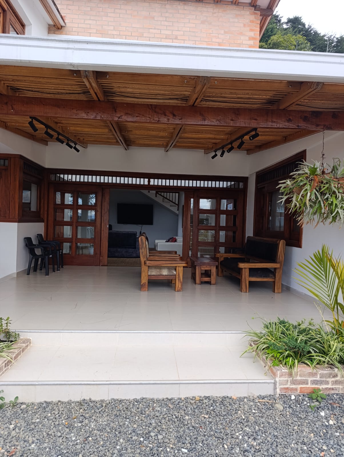 Casa Finca en Arriendo 200 m² Parcelación Guayacanes San Antonio de Prado Medellín – Antioquia