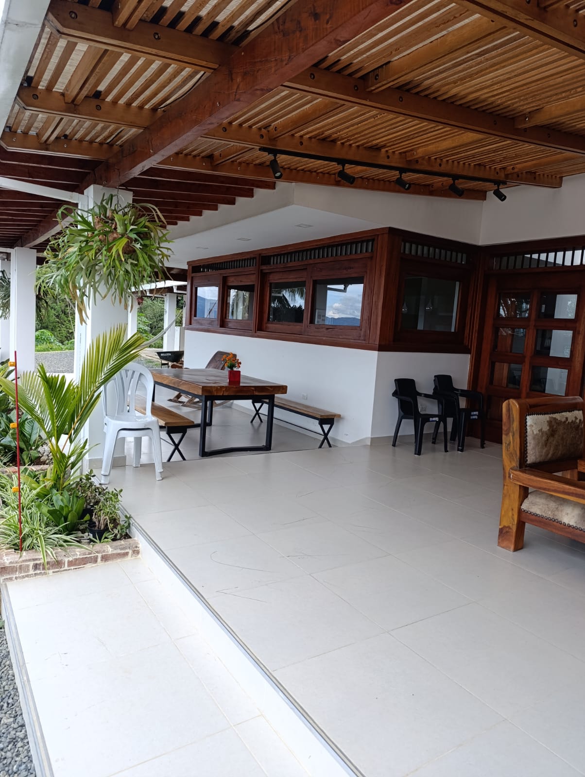 Casa Finca en Arriendo 200 m² Parcelación Guayacanes San Antonio de Prado Medellín – Antioquia
