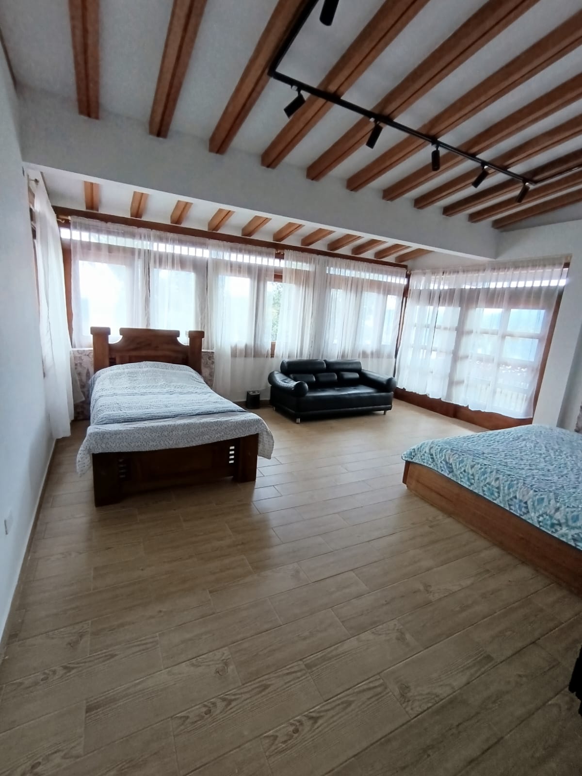 Casa Finca en Arriendo 200 m² Parcelación Guayacanes San Antonio de Prado Medellín – Antioquia