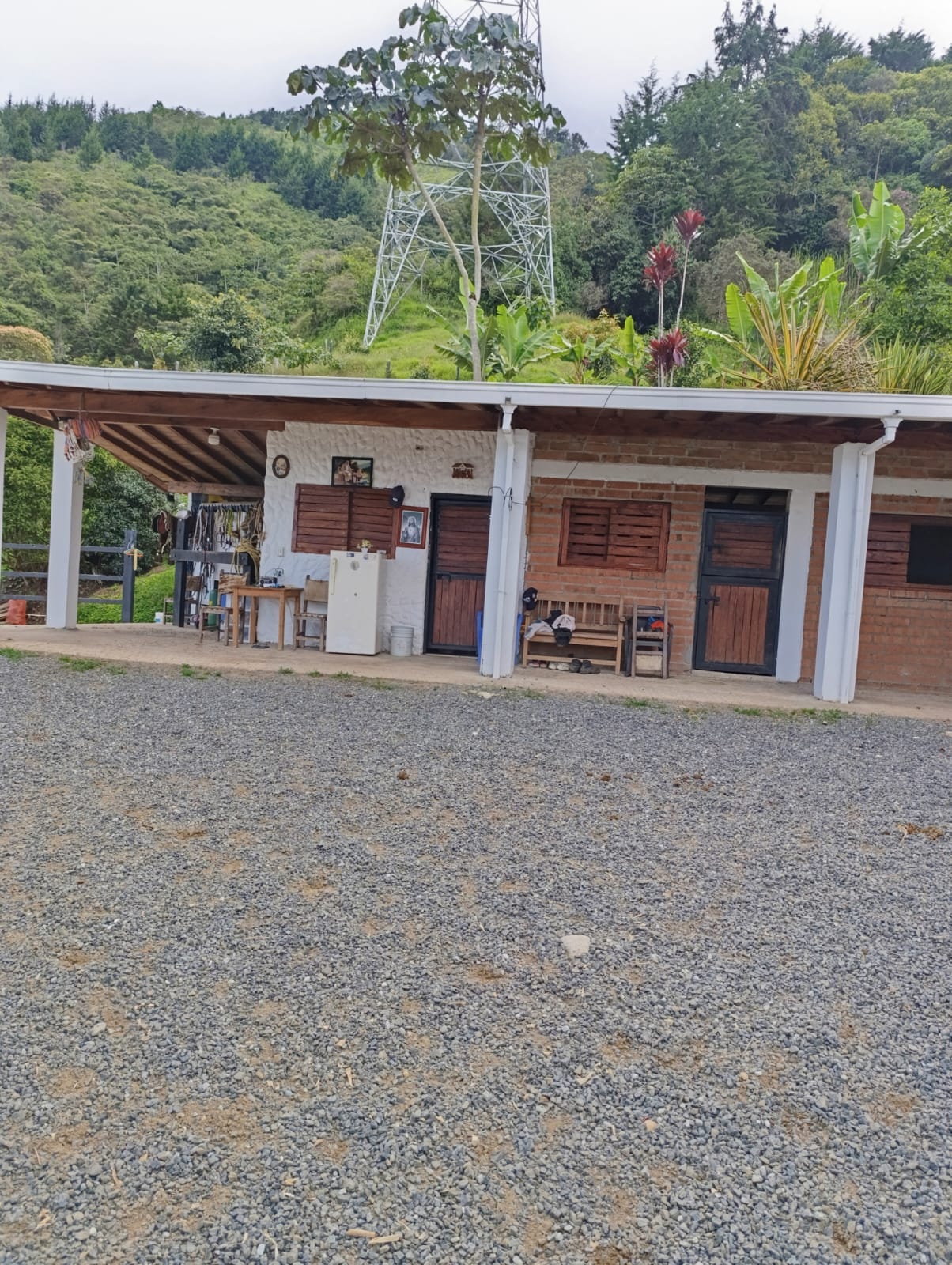 Casa Finca en Arriendo 200 m² Parcelación Guayacanes San Antonio de Prado Medellín – Antioquia